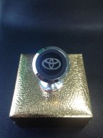 Автодержатель AutoCare магнитный Toyota silver